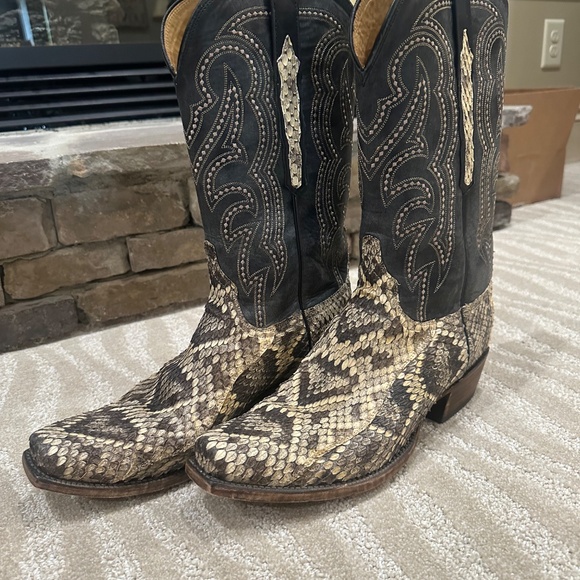 Lucchese Rattlesnake Boot....Great condition - Picture 4 of 11